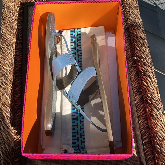 Tory Burch Moore Flat Thong. Ocean Mist. Size 7.5 - Picture 6 of 7